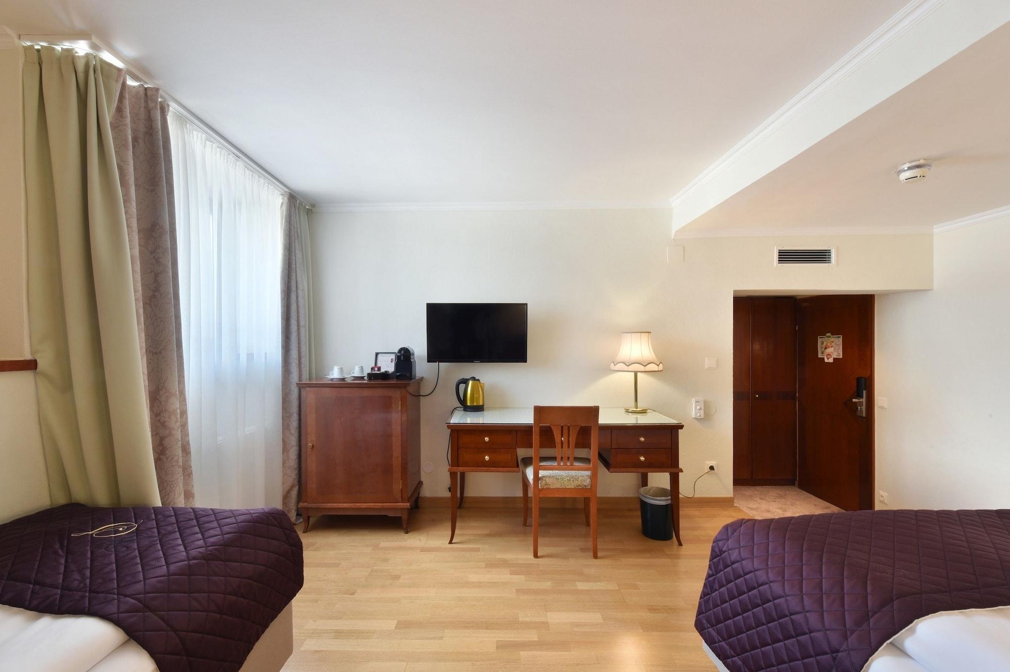Am Schubertring 4* Viena