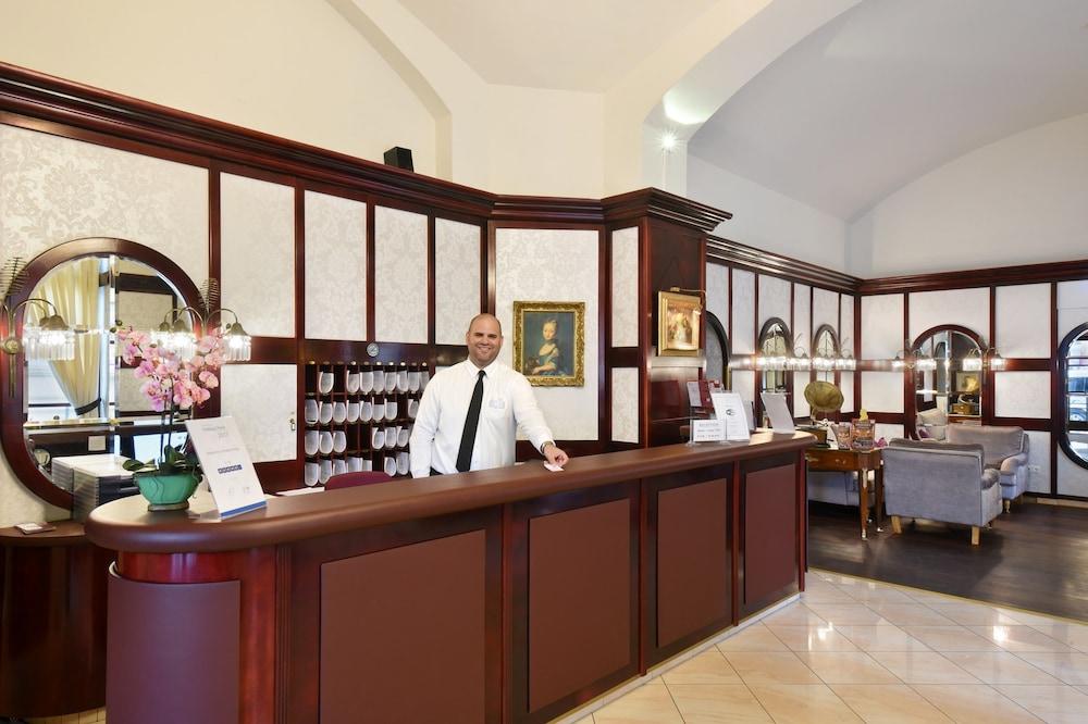 Hotel Am Schubertring Viena